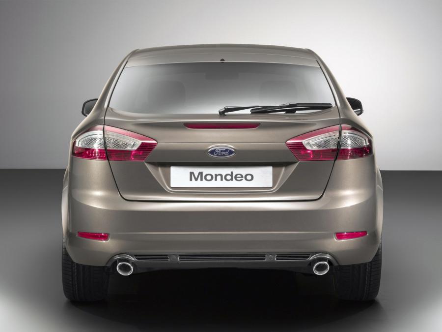  Ford Mondeo Hatchback 2010 года  (фото 3 из 9)